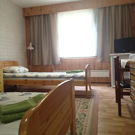 Motel Lomasaaret 2*