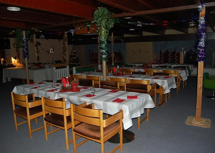 Lomasaaret Motel Villala